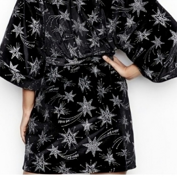Victoria's Secret Glittery Stars Kimono Robe - Limited Runway Edition S/XS - Picture 6 of 9
